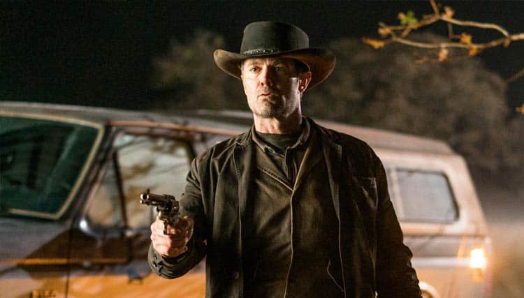 Army of The Dead: FearTWD’s Garret Dillahunt Teases Different Kind of Zombie Movie