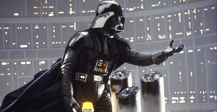 Darth Vader David Prowse passes away at 85 years old. Popthrill.com