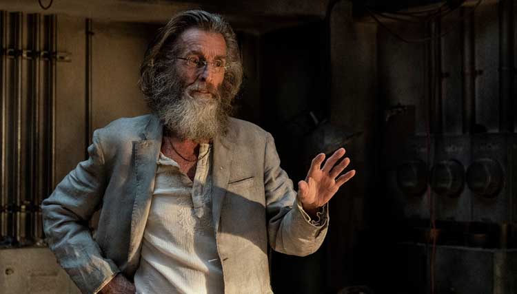 Fear the walking dead exclusive clip with Teddy Maddox (John Glover)